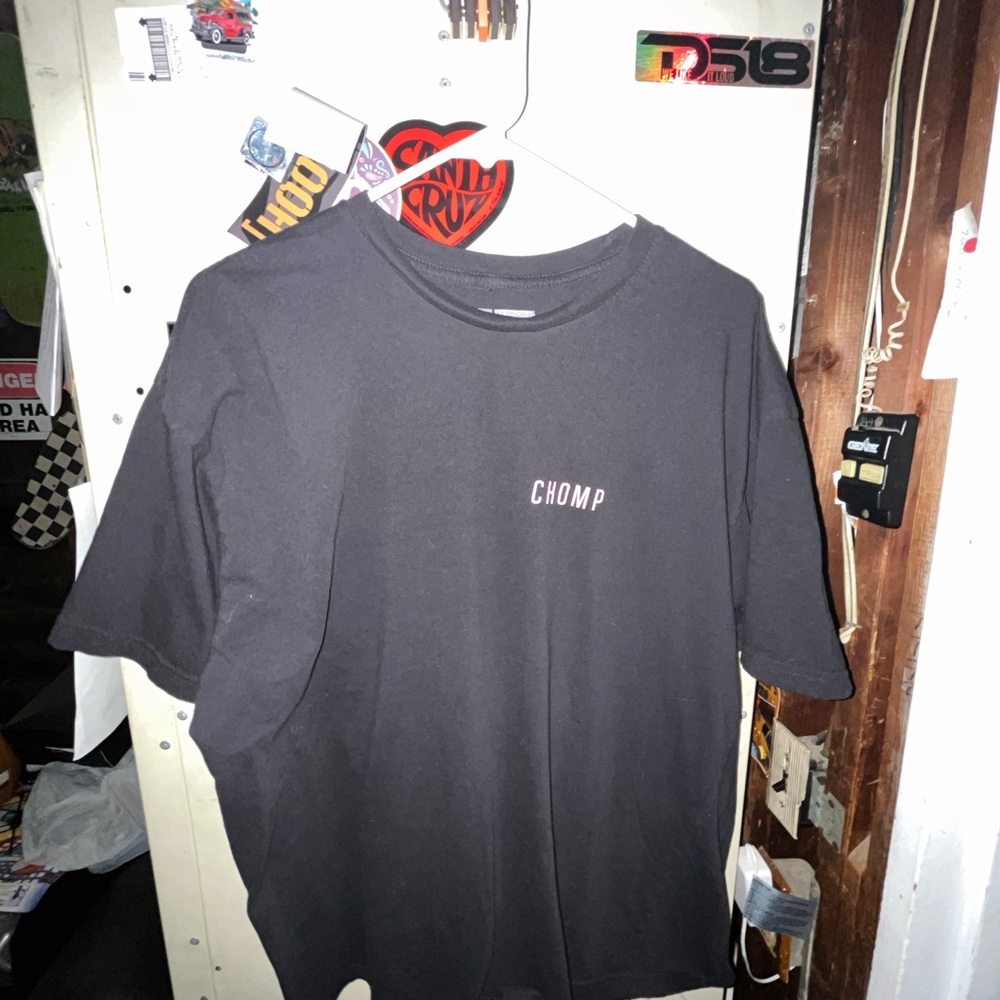 USED Chomp Tee Shirt XL Skull